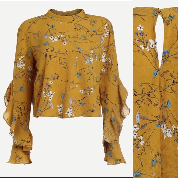 Tops - 🆕Gold floral ruffle sleeve crop box blouse